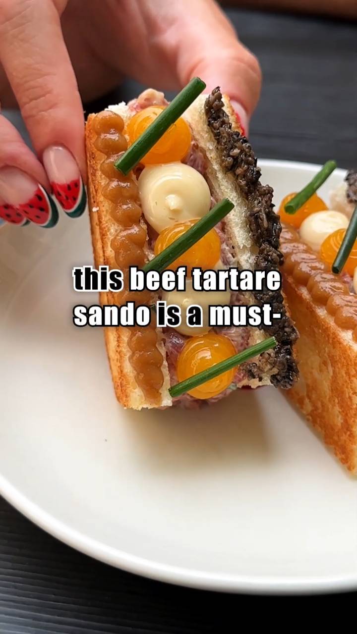 Truff Le Pig i Riga serverer den ultimate beef tartare sandwich