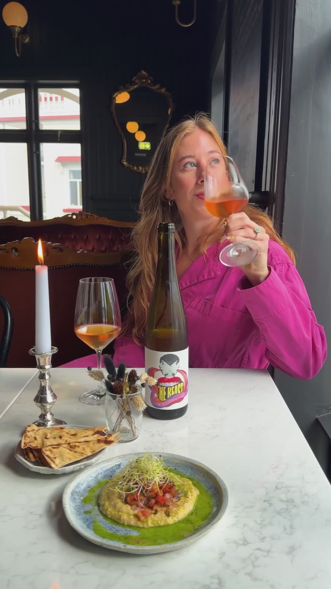 Koselig islandsk vinbar og restaurant