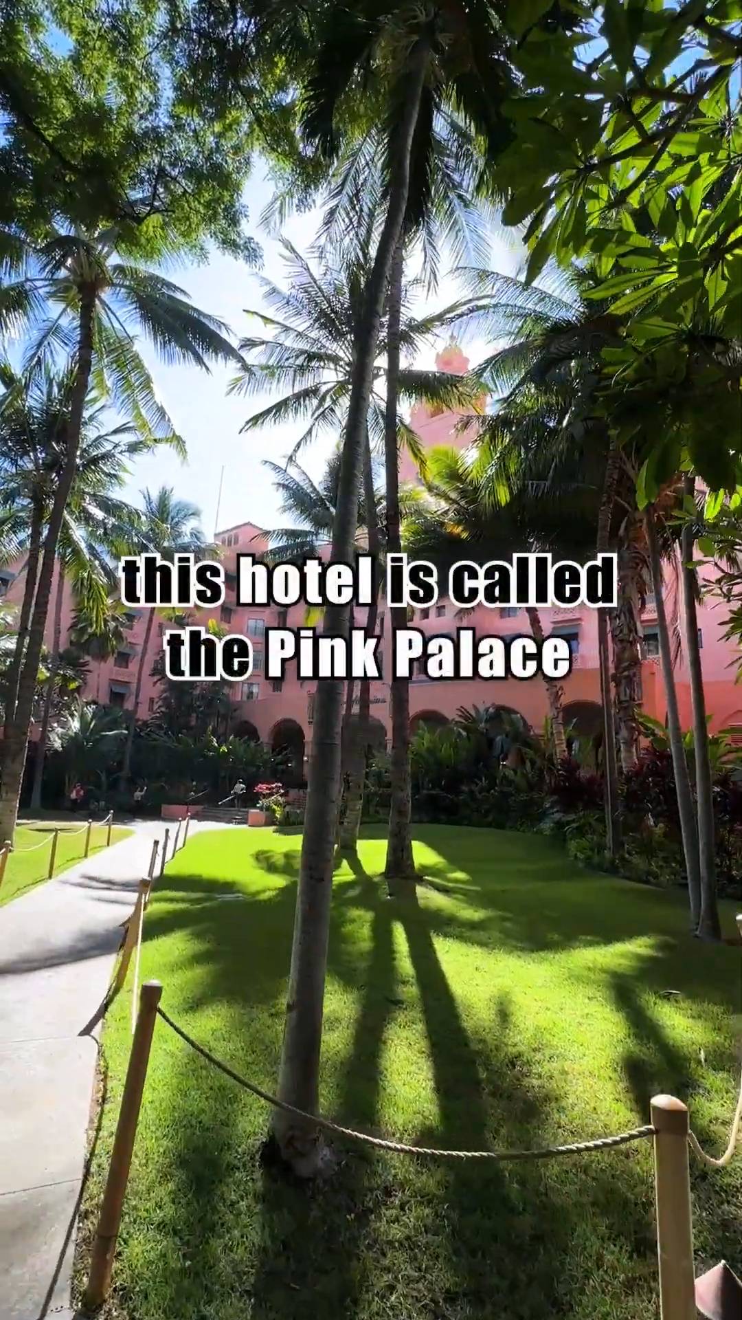 Det rosa palasset i Stillehavet, The Royal Hawaiian Hotel, er hjemsted for den moderne Mai Tai-cocktailen