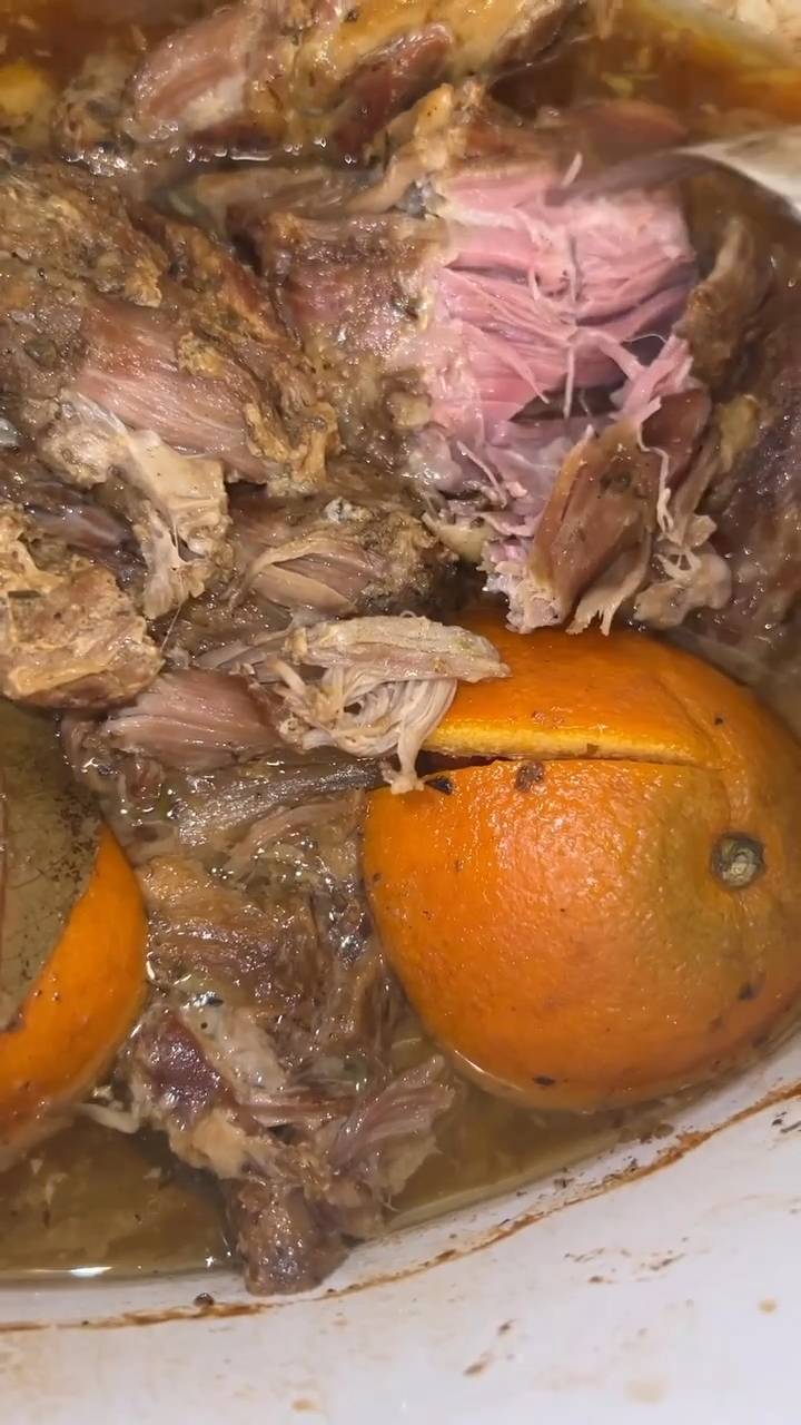 These slow cooker carnitas are incredible